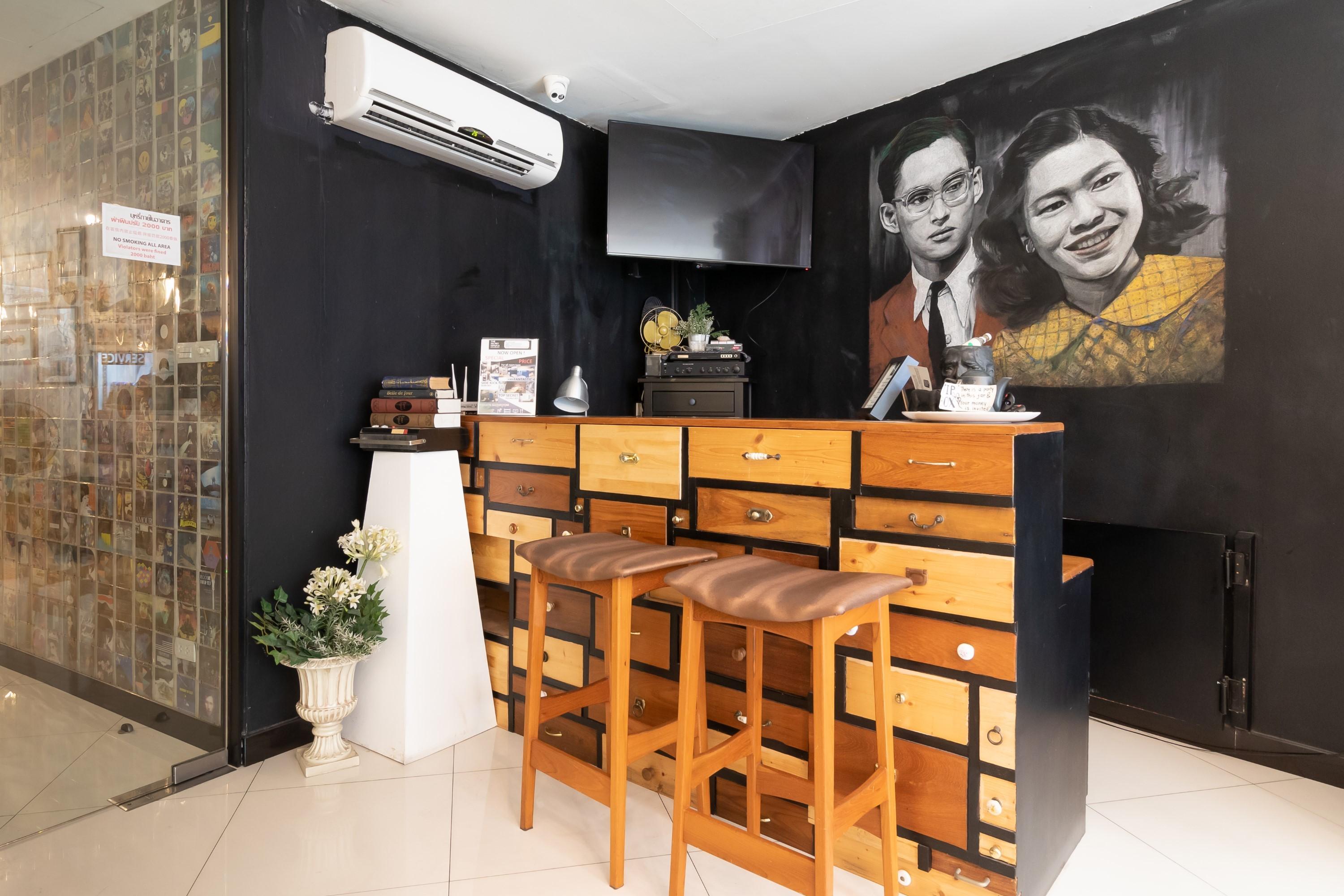 The Secret Service Bangkok Ngoại thất bức ảnh